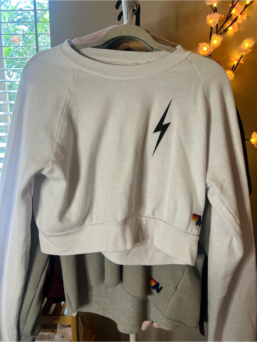 Aviator Nation Cropped Bolt Sweatshirt, Large, EUC